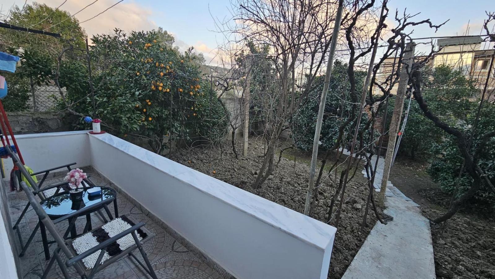 Guesthouse Albi Berat Exterior foto