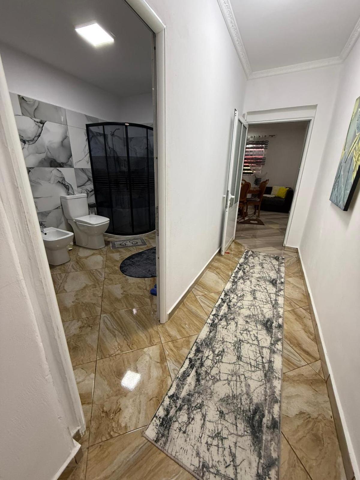 Guesthouse Albi Berat Exterior foto